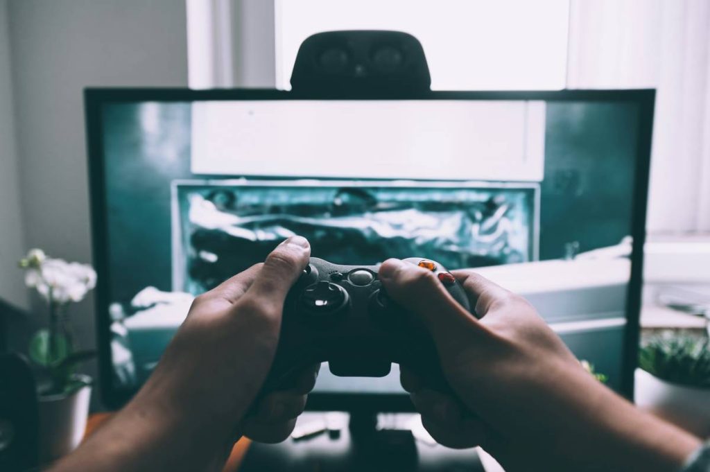 How to Reduce Inflammation While Gaming: Tech-Savvy Snack Hacks for Marathon Sessions